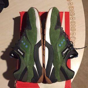 Saucony Grid 9000 Premium Size 13